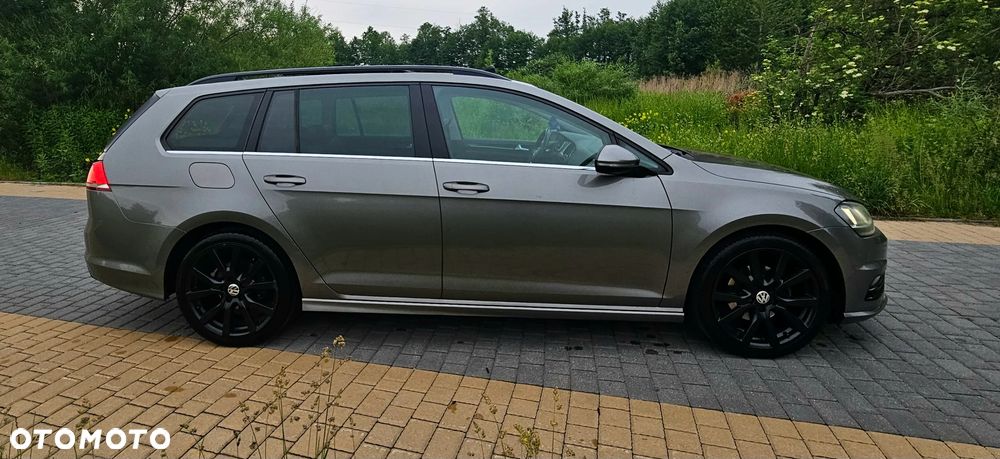 Volkswagen Golf 2.0 TDI BlueMotion Technology DSG Edition - 4