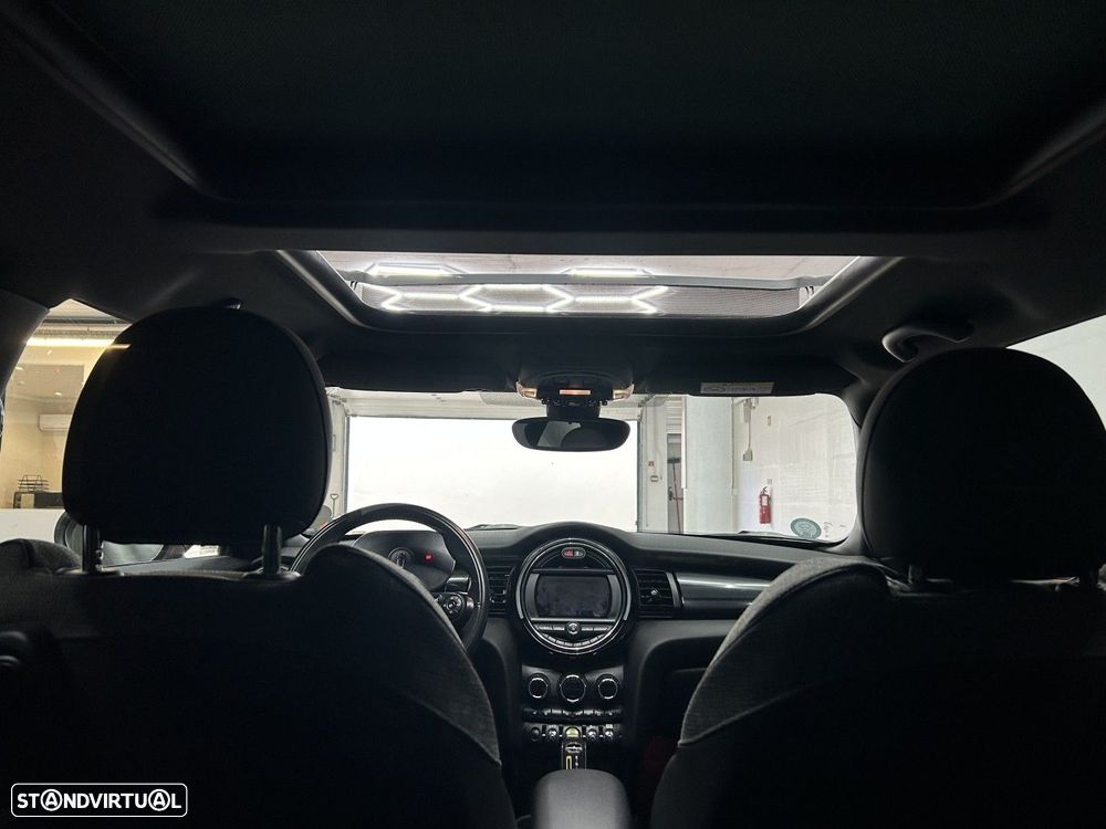 MINI 3 Portas Cooper SE - 13