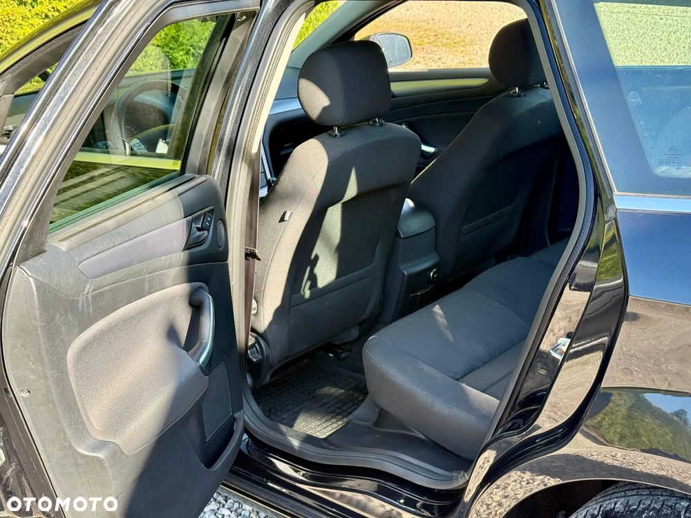 Ford Mondeo 2.0 TDCi Titanium - 10