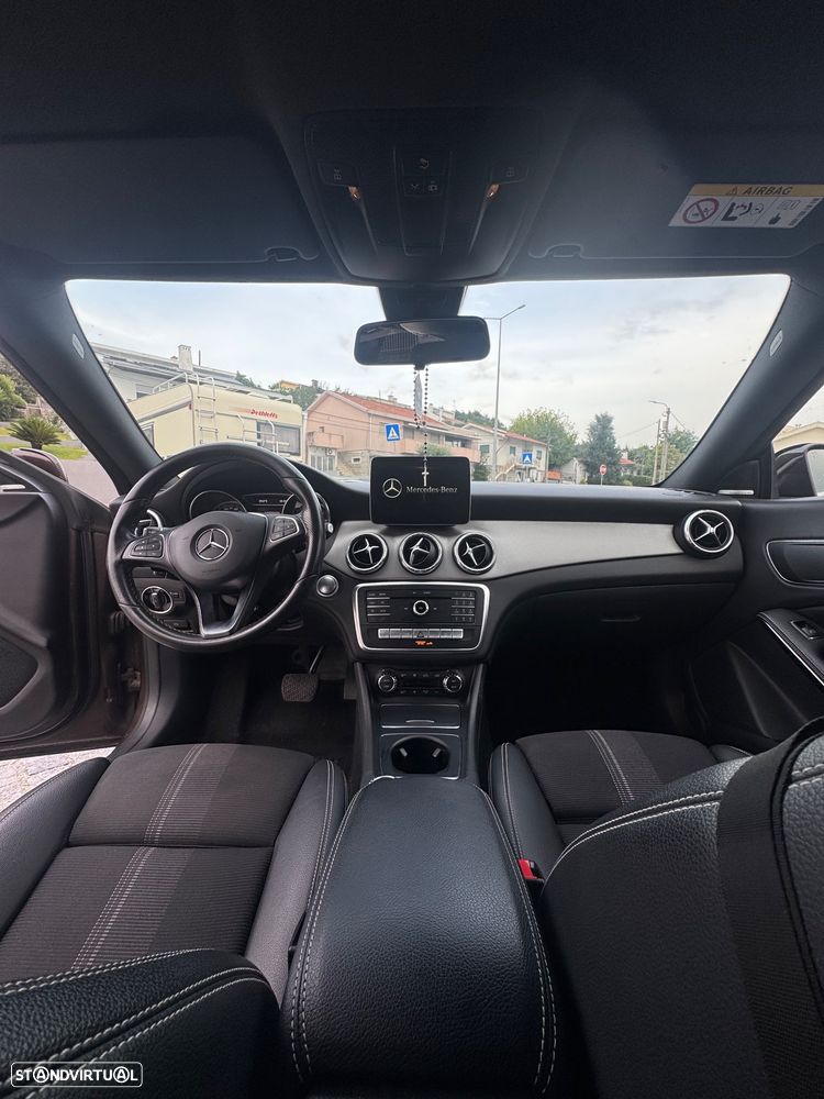 Mercedes-Benz CLA 200 d 7G-DCT Urban - 9