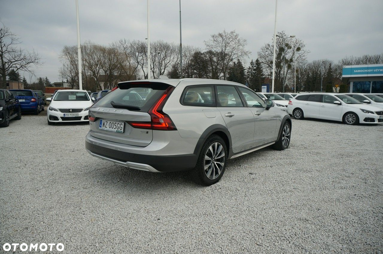 Volvo V90 Cross Country - 7