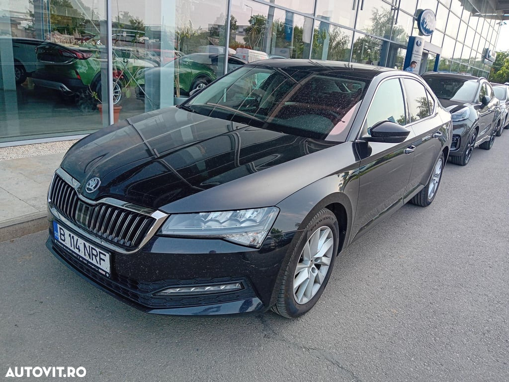 Skoda Superb 2.0 TDI DSG Ambition - 2