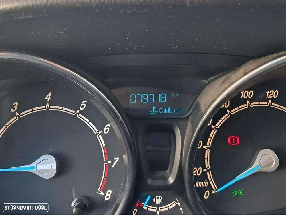 Ford Tourneo Courier 1.0 EcoBoost Titanium - 3