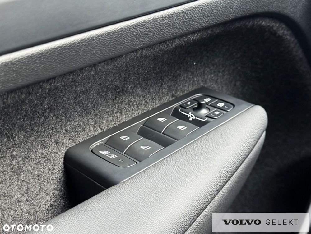 Volvo XC 40 - 35