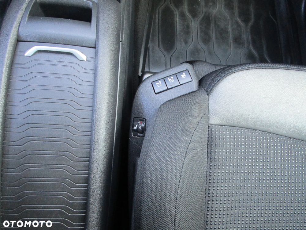 Citroën C4 Grand Picasso - 23