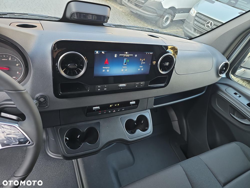 Mercedes-Benz Sprinter 319 CDI Extra Long SELECT 9G-Tronic - 18