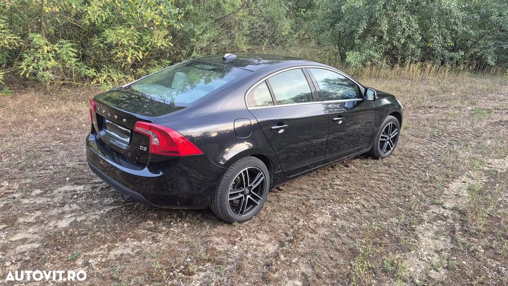 Volvo S60 D3 Geartronic Momentum - 5