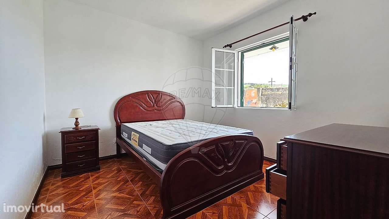 Moradia T2 para venda - Grande imagem: 2/21