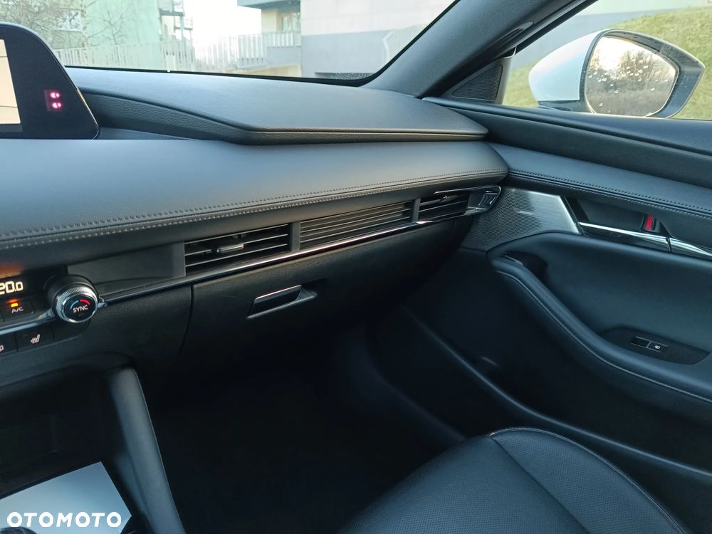 Mazda 3 e-SKYACTIV-X AWD 186 M HYBRID EXCLUSIVE-LINE - 19