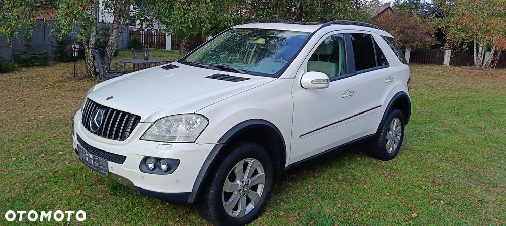 Mercedes-Benz ML 500 4-Matic - 3