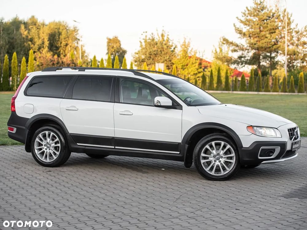 Volvo XC 70 D5 AWD Kinetic - 14