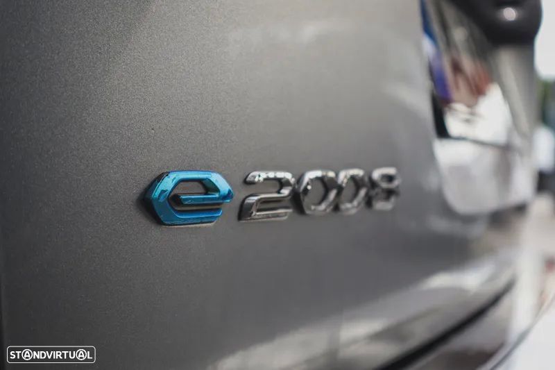 Peugeot e-2008 50 kWh Active Pack - 17