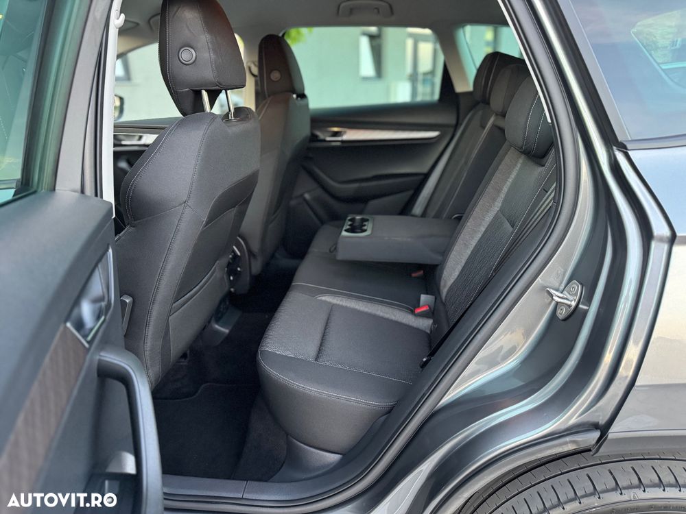 Skoda Karoq 2.0 TDI SCR 4x4 DSG Style - 9