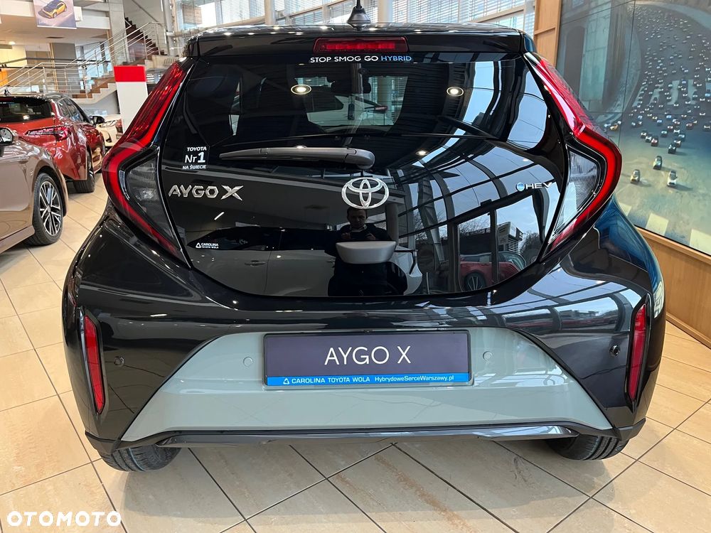 Toyota Aygo X Hybrid 1.5 Style e-CVT - 5