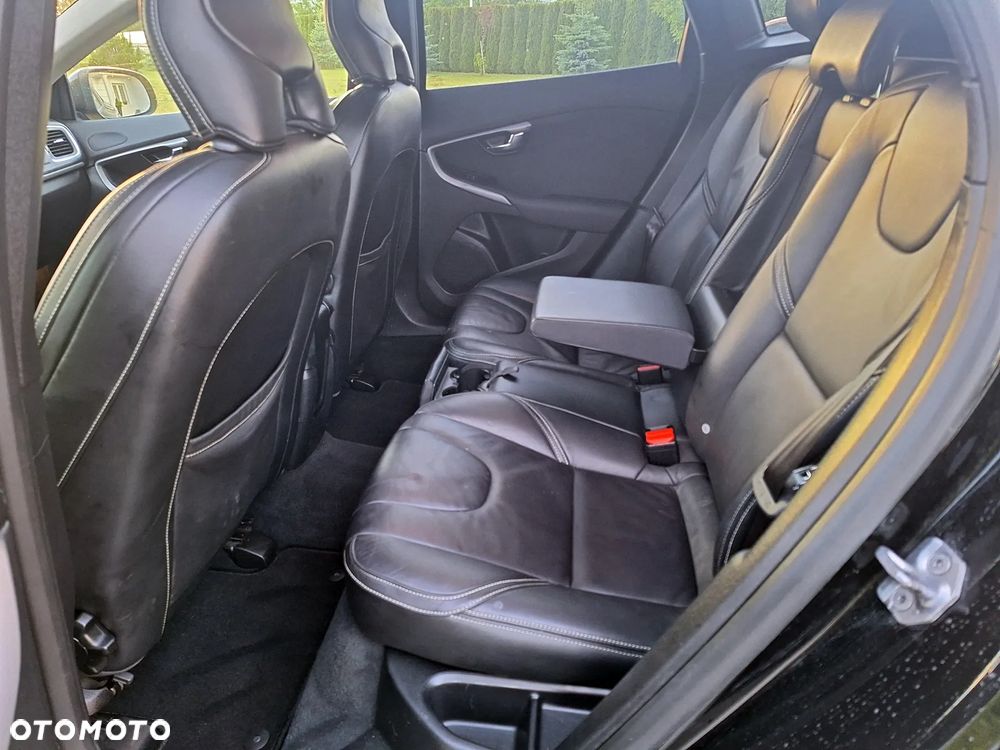 Volvo V40 D2 - 21