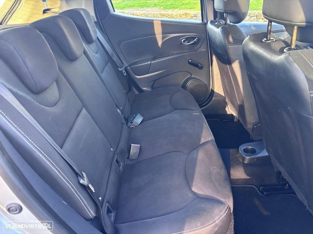 Renault Clio 0.9 TCE Dynamique S - 11