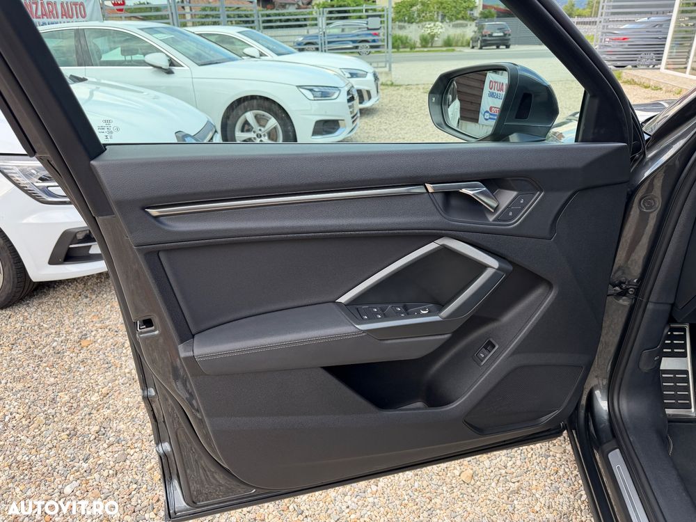 Audi Q3 Sportback 2.0 35 TDI S tronic S Line - 11