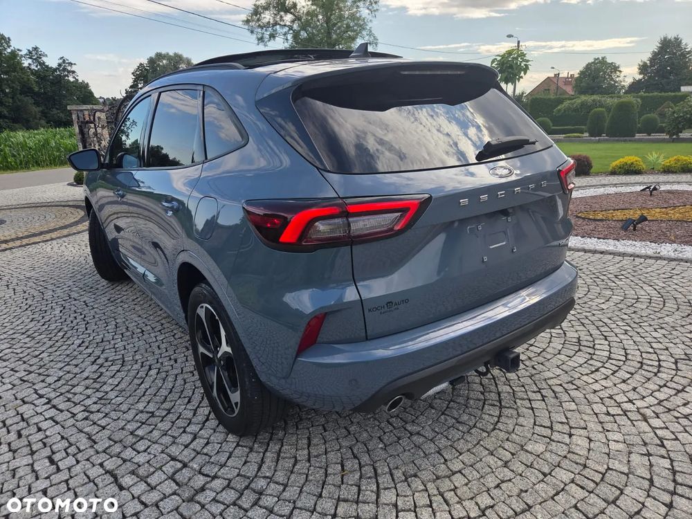 Ford Kuga 2.0 EcoBoost 4x4 Titanium - 11