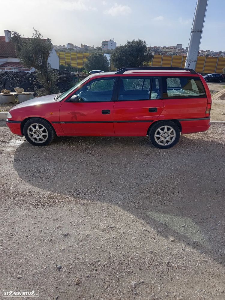 Opel Astra Caravan 1.4i 16V Sport - 15