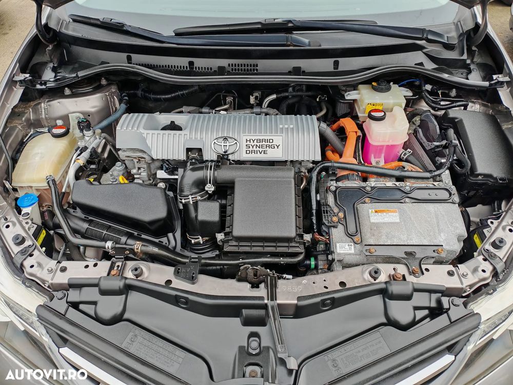 Toyota Auris 1.8 L VVT-i Hybrid Sol - 8