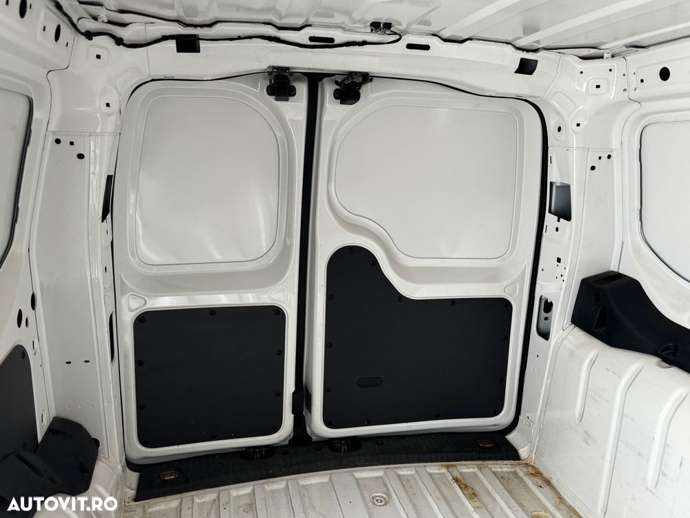 Volkswagen Caddy - 15