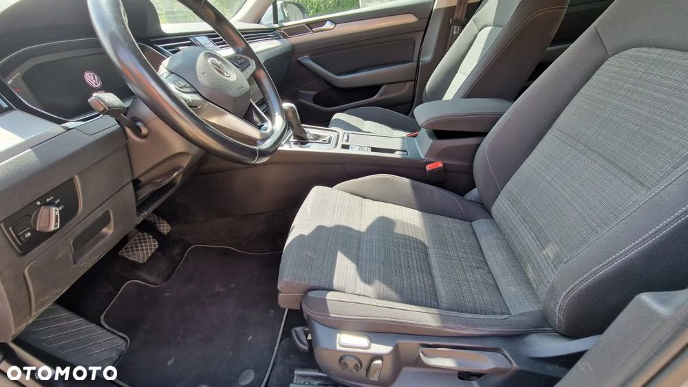 Volkswagen Passat 1.5 TSI EVO Business DSG - 19