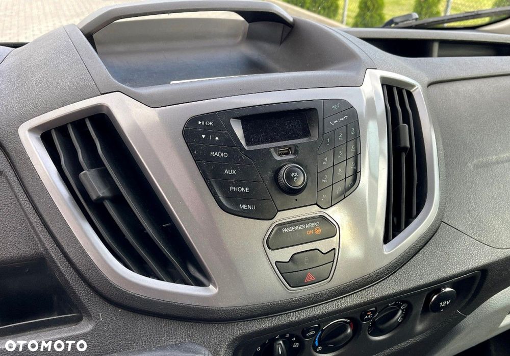 Ford Transit - 18