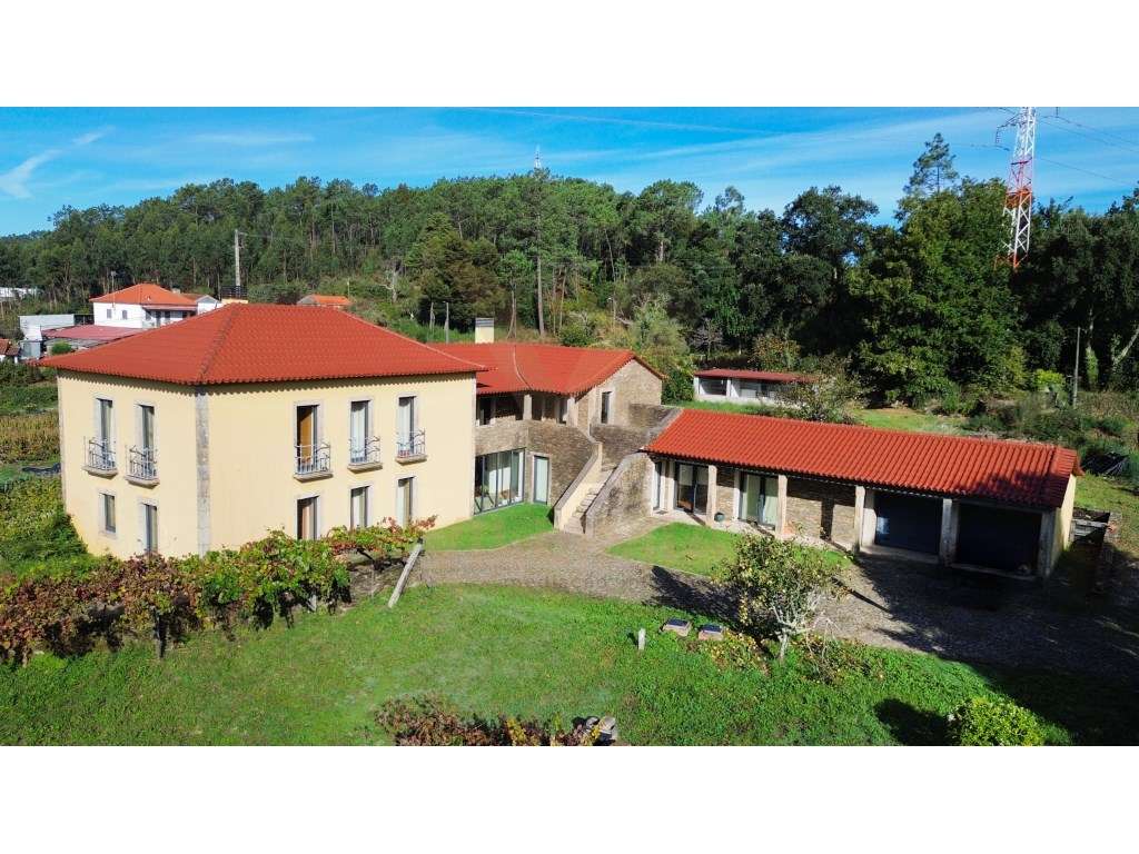 Moradia T5 com Jardim e Terreno | Orbacém - Caminha - Grande imagem: 2/44