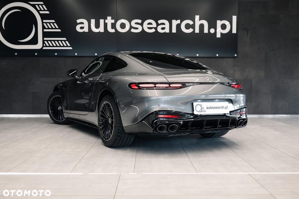 Mercedes-Benz AMG GT - 7
