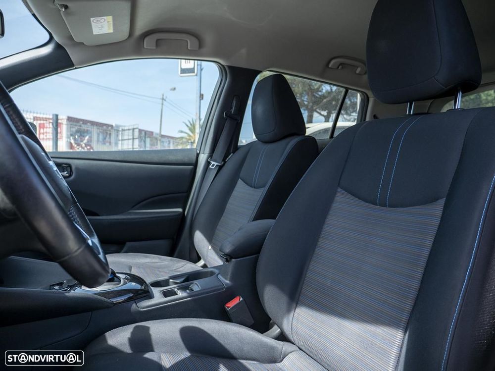 Nissan Leaf 40 kWh Acenta - 22
