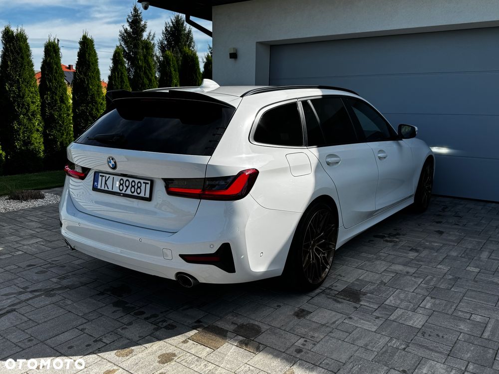 BMW Seria 3 330d MHEV Sport Line sport - 13