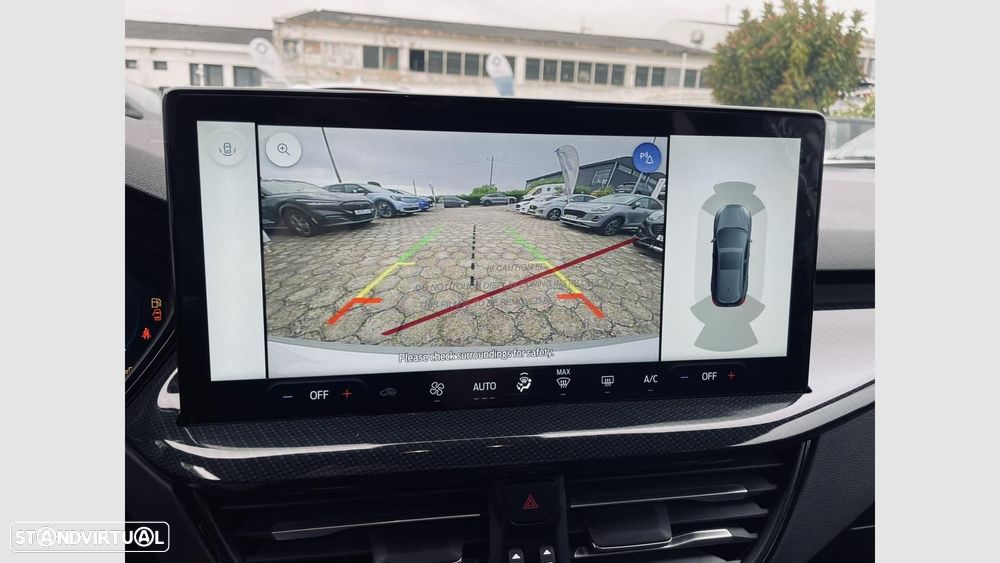 Ford Focus 1.0 EcoBoost MHEV ST-Line X - 10