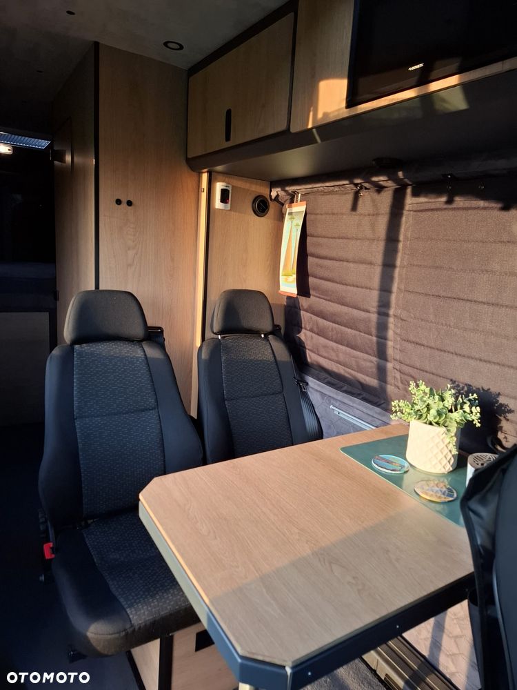 Mercedes-Benz SPRINTER - 5