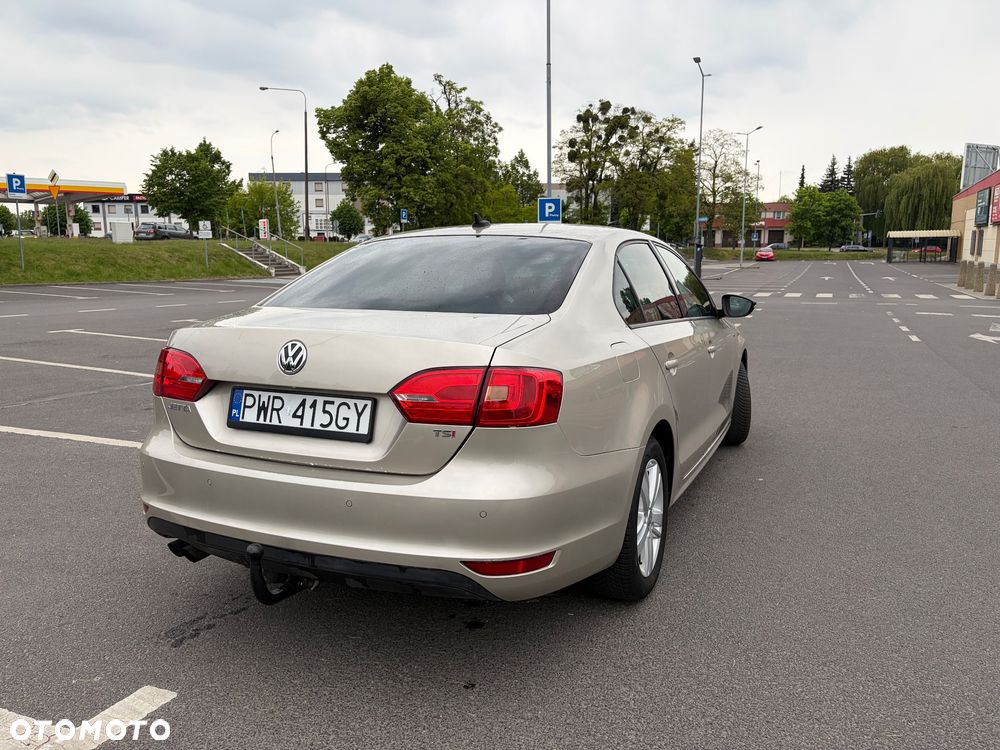 Volkswagen Jetta 1.4 TSI DSG Match - 3