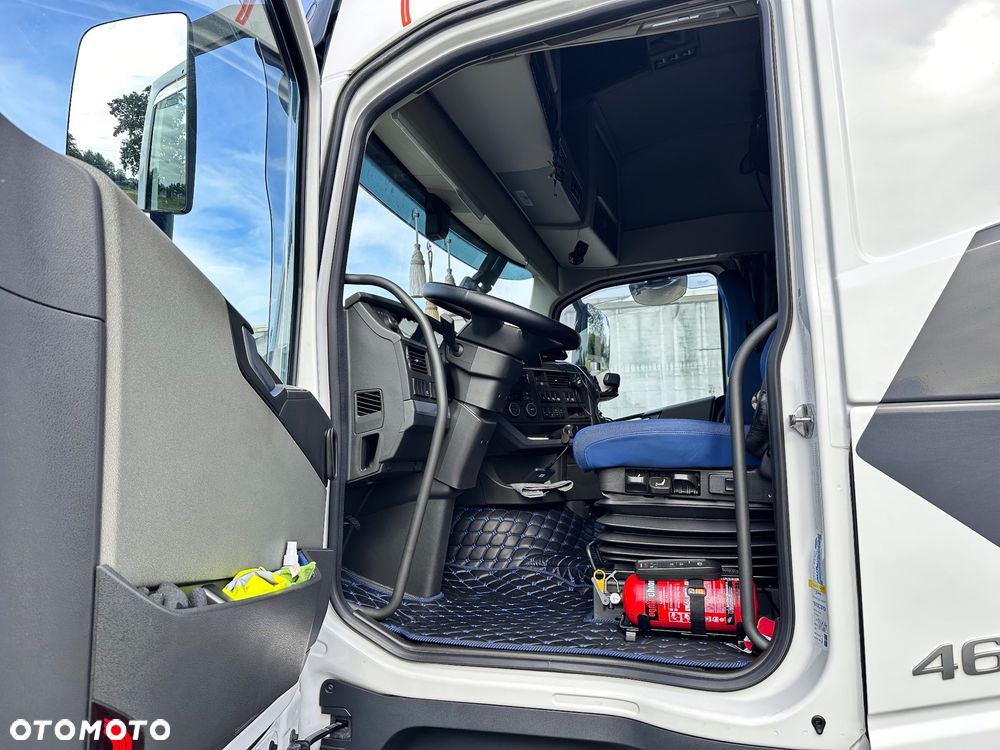 Volvo FH460 LNG - 17