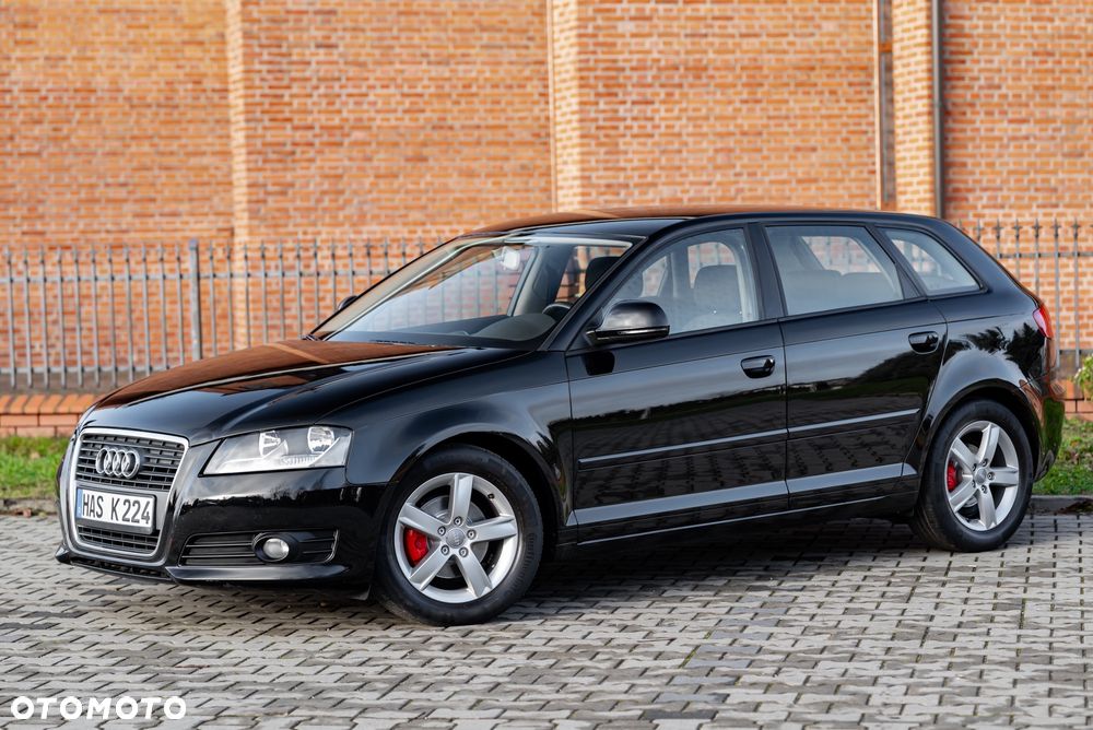 Audi A3 Sportback 1.6 S line Sportpaket (plus) - 3