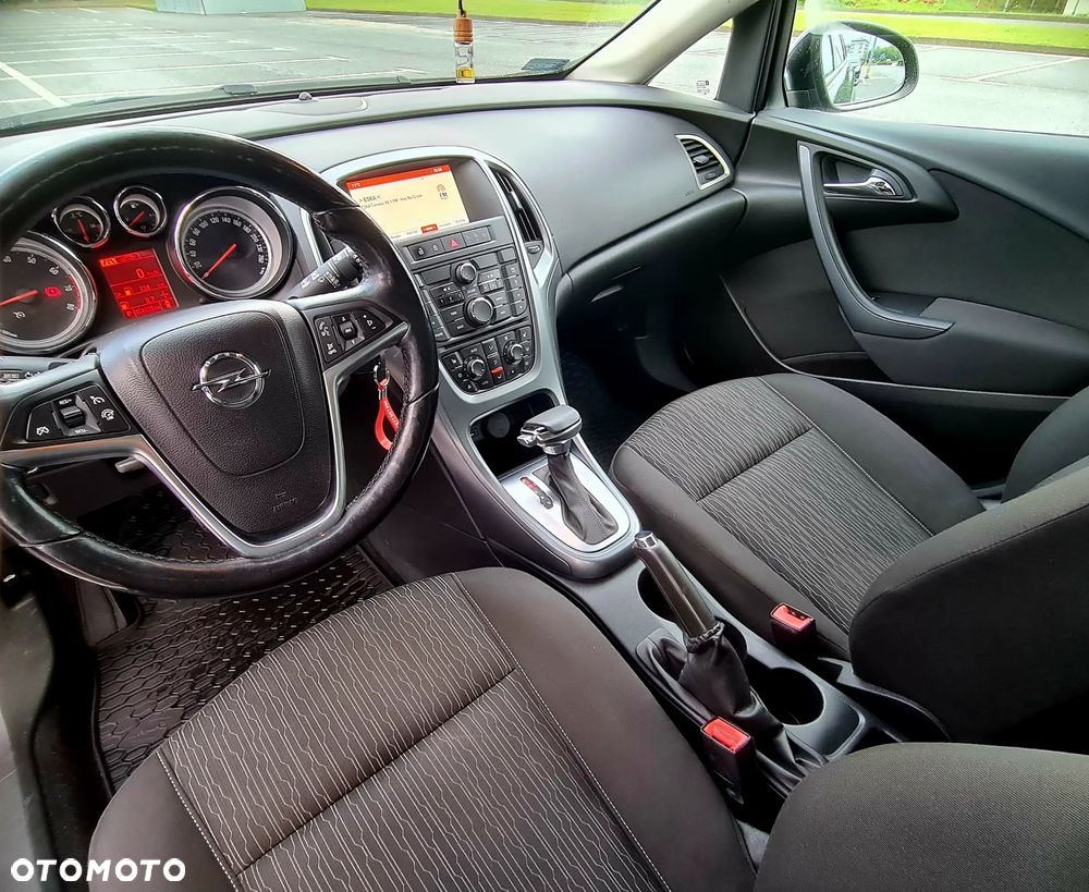 Opel Astra 1.4 Turbo Sports Tourer Automatik - 10