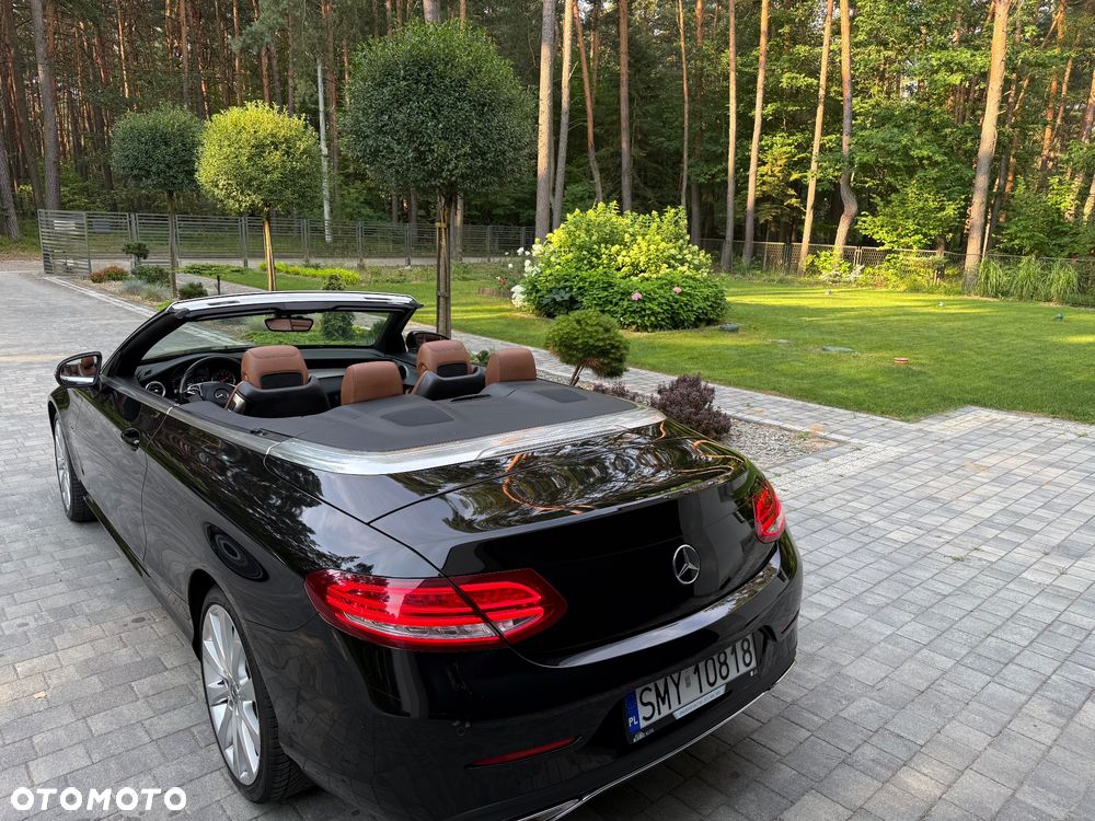 Mercedes-Benz Klasa C 200 4Matic 9G-TRONIC - 27