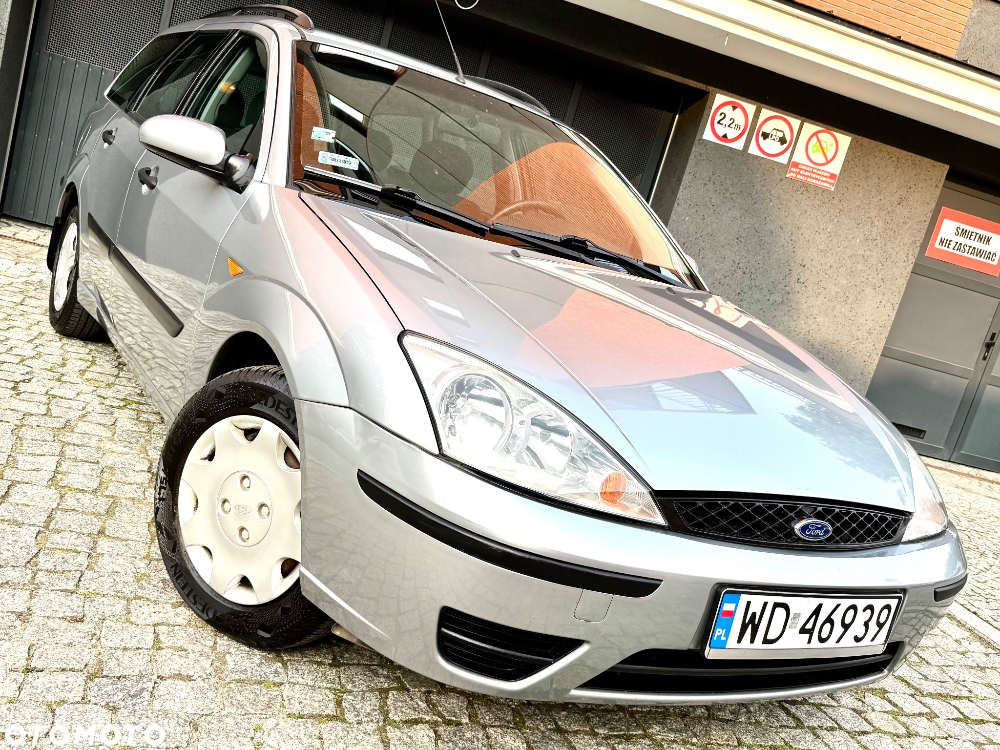 Ford Focus 1.8 Trend - 2