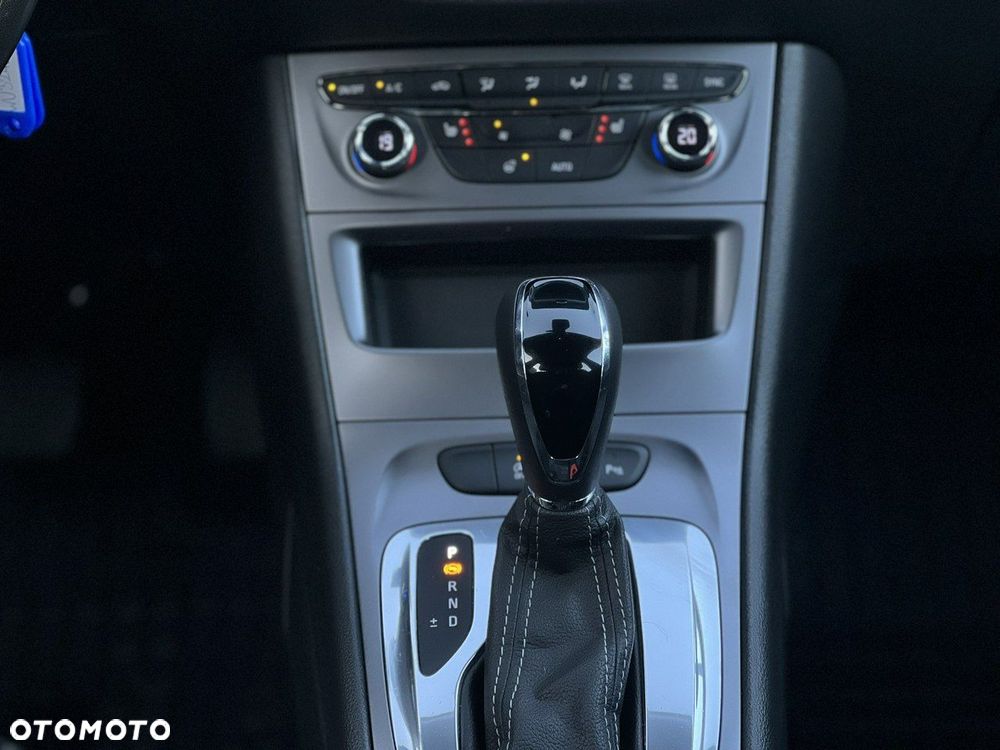 Opel Astra 1.4 T Edition S&S - 21