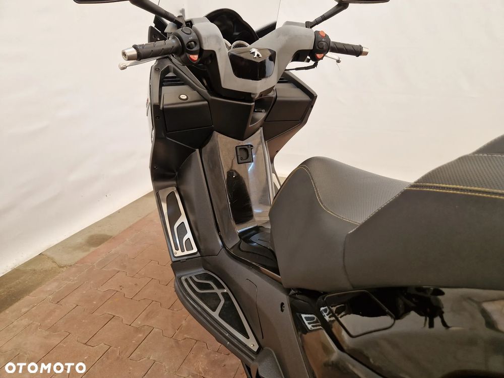 Peugeot Satelis - 24