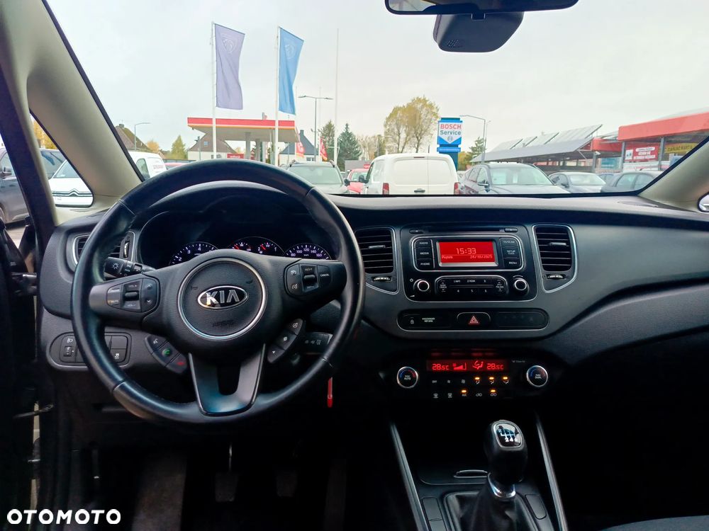 Kia Carens 1.6 GDI M - 14