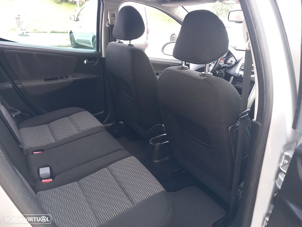 Peugeot 207 SW 1.6 HDi Sport - 18