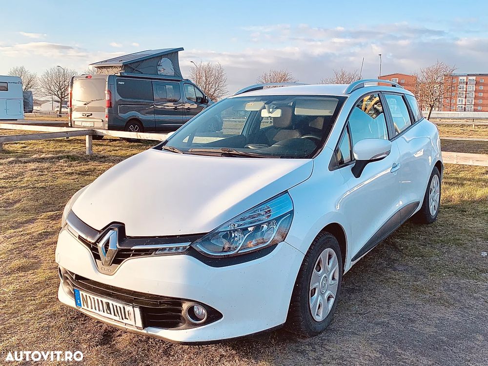 Renault Clio - 1