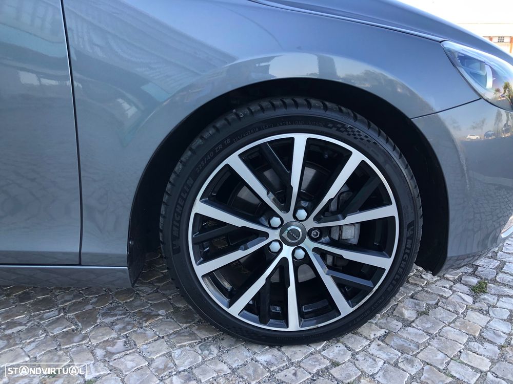 Volvo V40 1.5 T3 Sport Edition Geartronic - 16