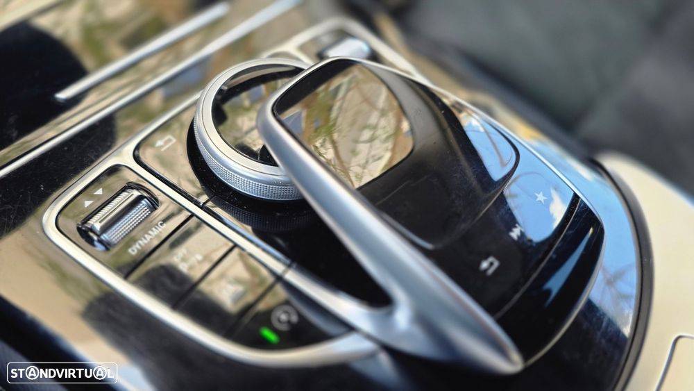 Mercedes-Benz GLC 250 d 4Matic 9G-TRONIC AMG Line - 39