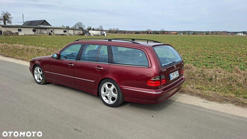Mercedes-Benz Klasa E - 11