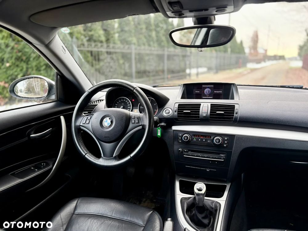 BMW Seria 1 120d DPF Edition Sport - 9