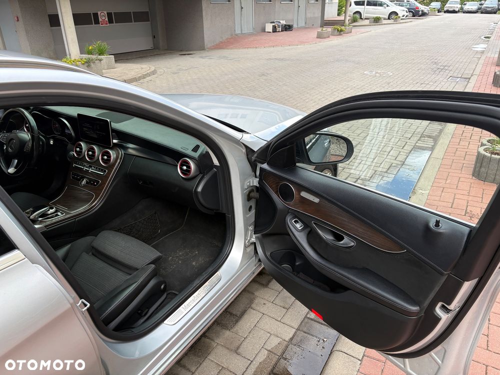 Mercedes-Benz Klasa C 180 7G-TRONIC - 13