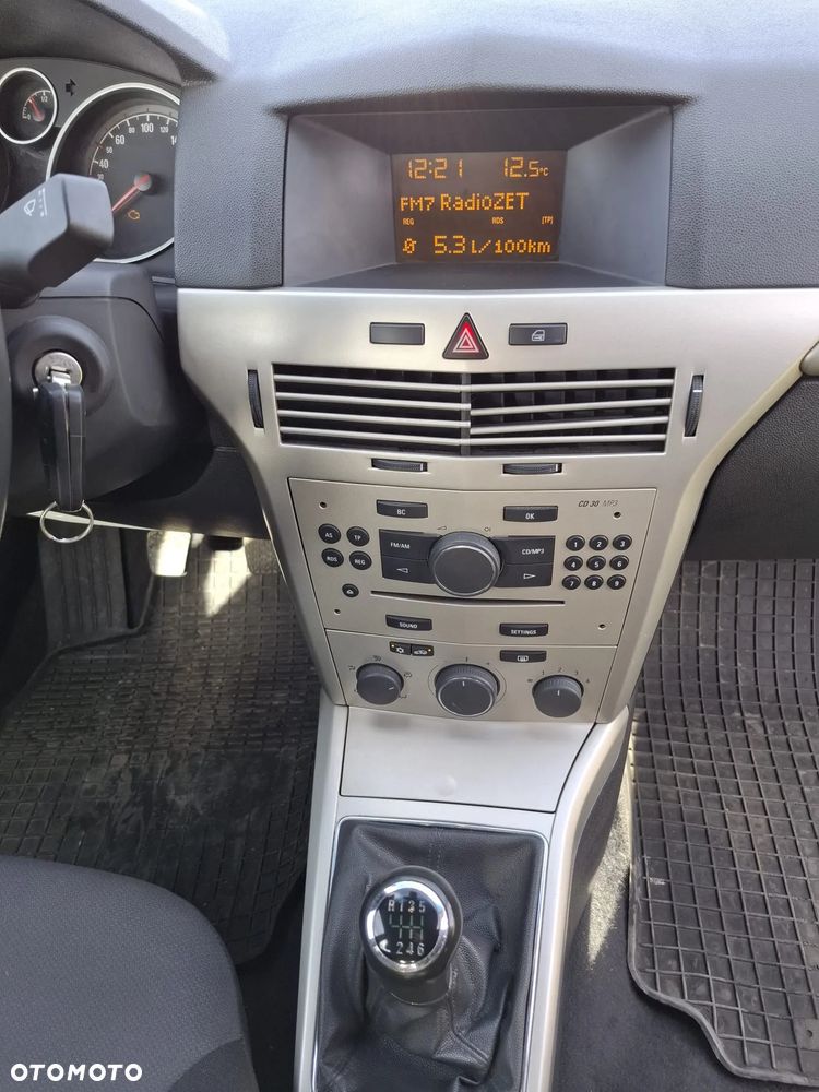 Opel Astra 1.3 CDTI - 5